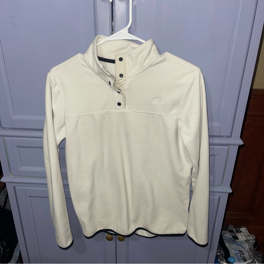 North Face Pullover Size Small